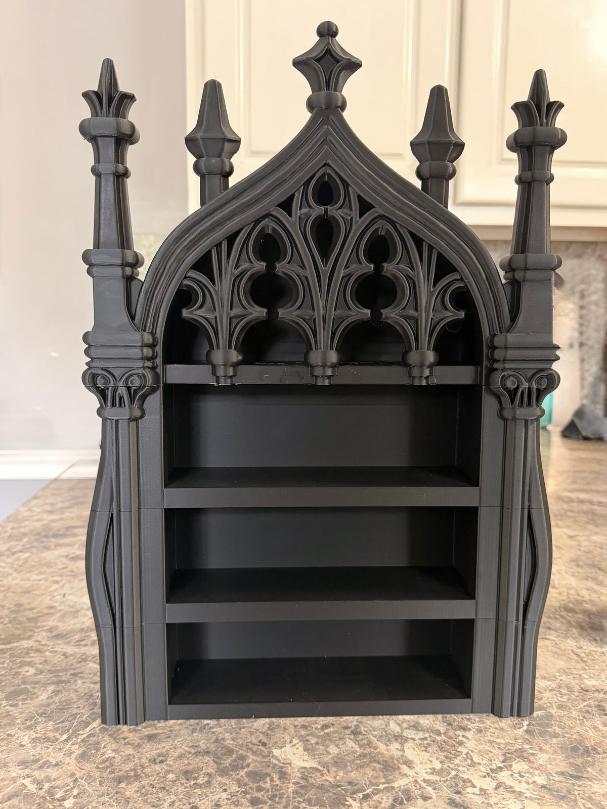 Cathedral shelf